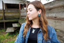 Load image into Gallery viewer, Blue Bird Buffalo Coin Necklace
