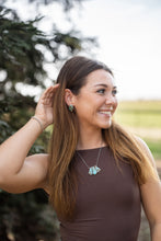 Load image into Gallery viewer, Number 7 Turquoise Necklace
