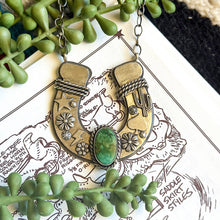 Load image into Gallery viewer, Lucky Horseshoe Necklace
