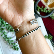 Load image into Gallery viewer, The Loretta Cuff
