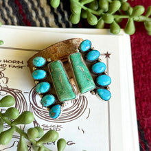 Load image into Gallery viewer, The Jolene Earrings
