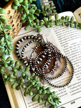 Load image into Gallery viewer, Torpedo Navajo-Style Pearl Stretch Bracelet PREORDER
